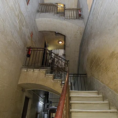 U-nique Provenca Iii Apartment *